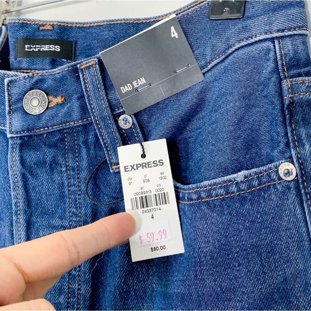 Express Medium Wash Straight Leg Dad Jean Denim - Picture 4 of 10